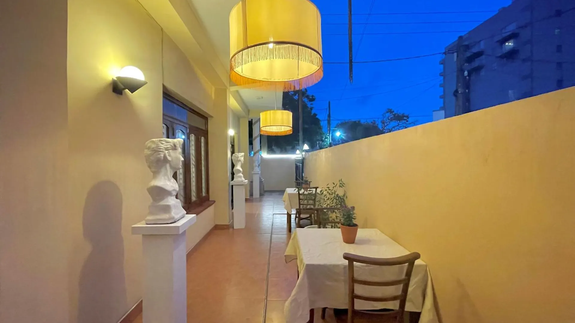 Hotel Rivinson Negombo
