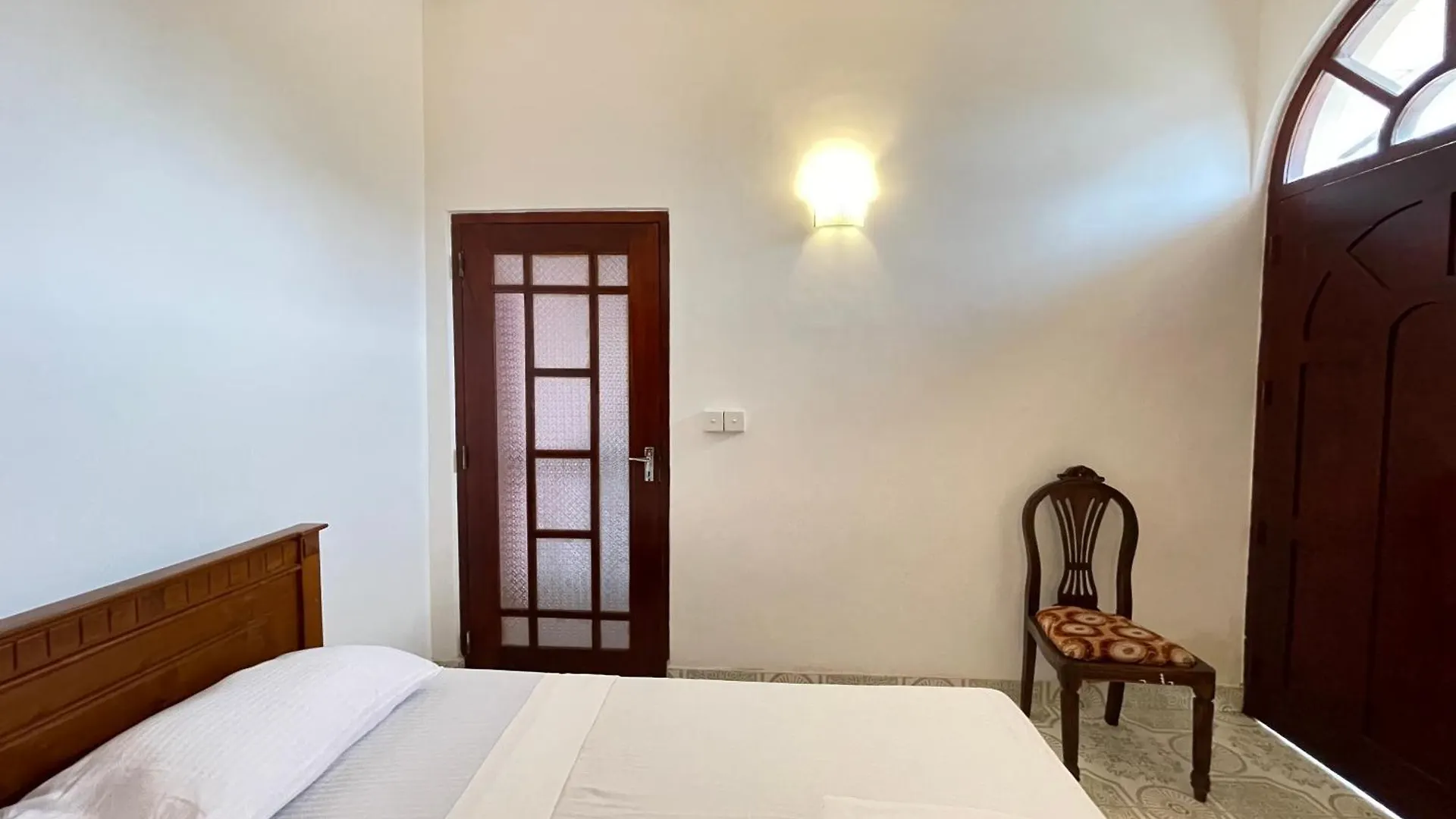 Hotel Rivinson Negombo