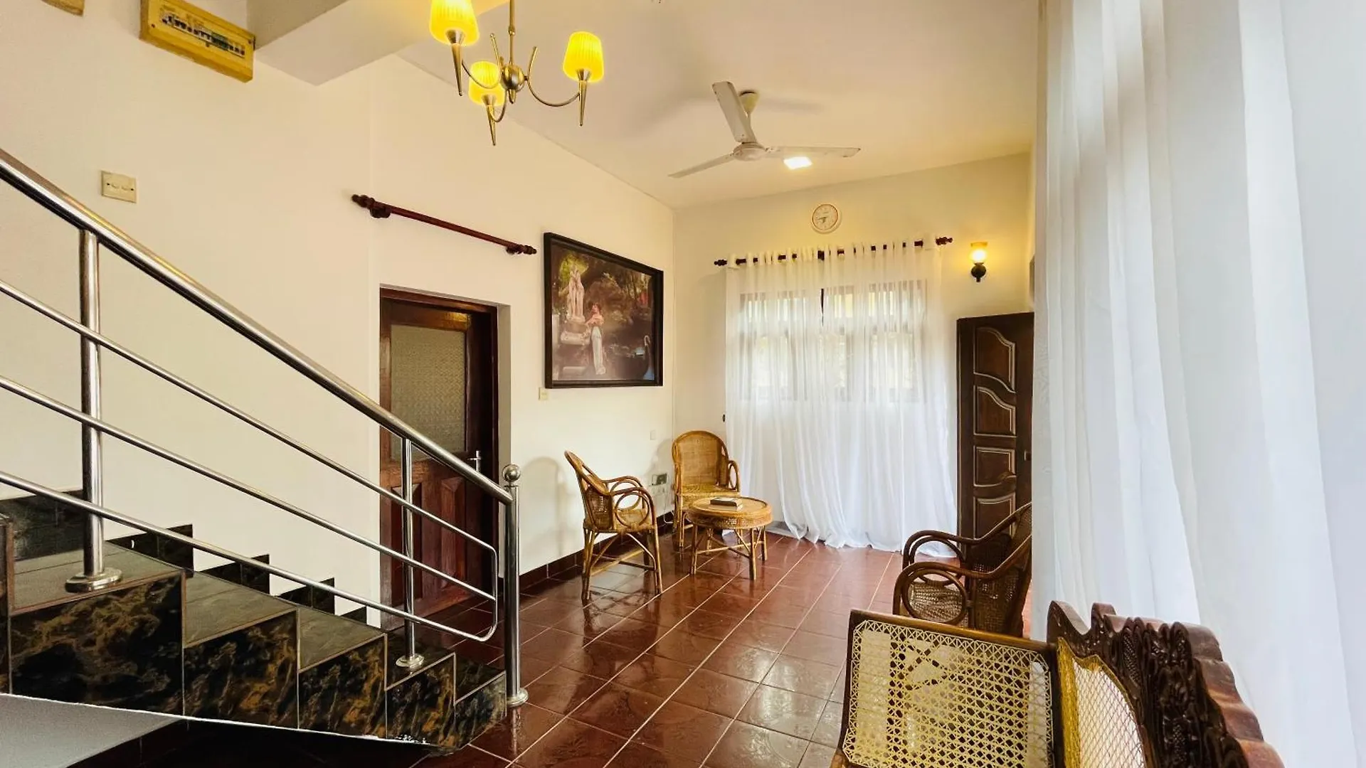 Hotel Rivinson Negombo 2*,
