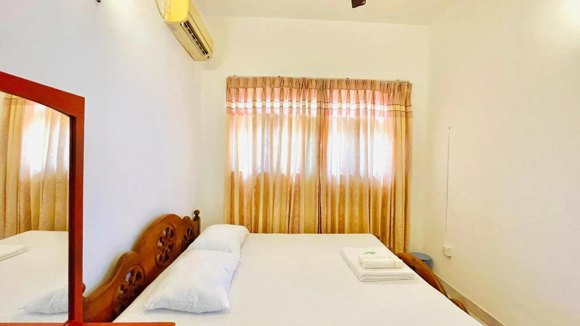 Hotel Rivinson Negombo