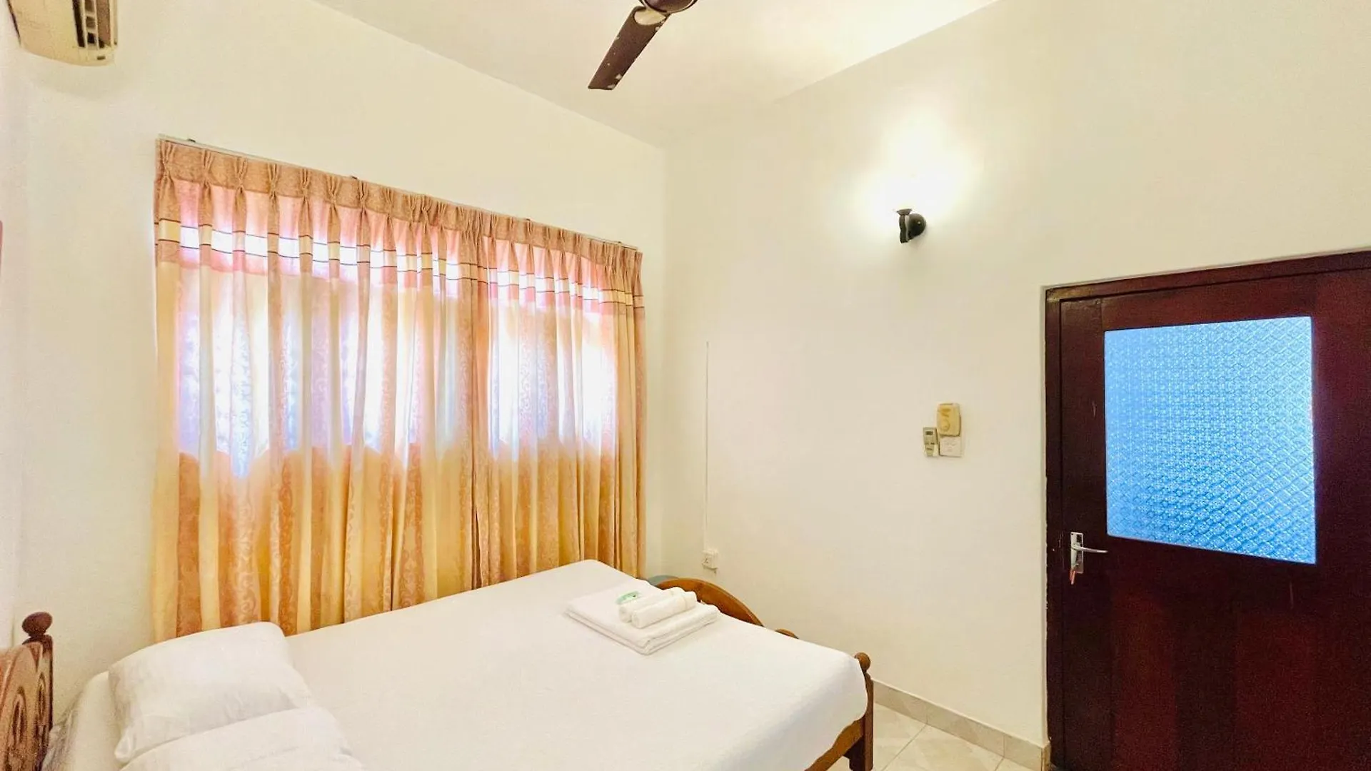 Hotel Rivinson Negombo